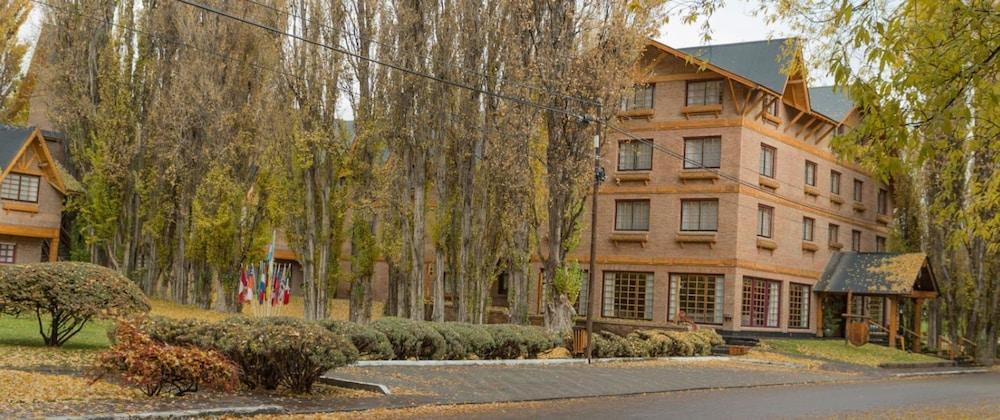 Hotel Posada Los Alamos Ел Калафате Екстериор снимка