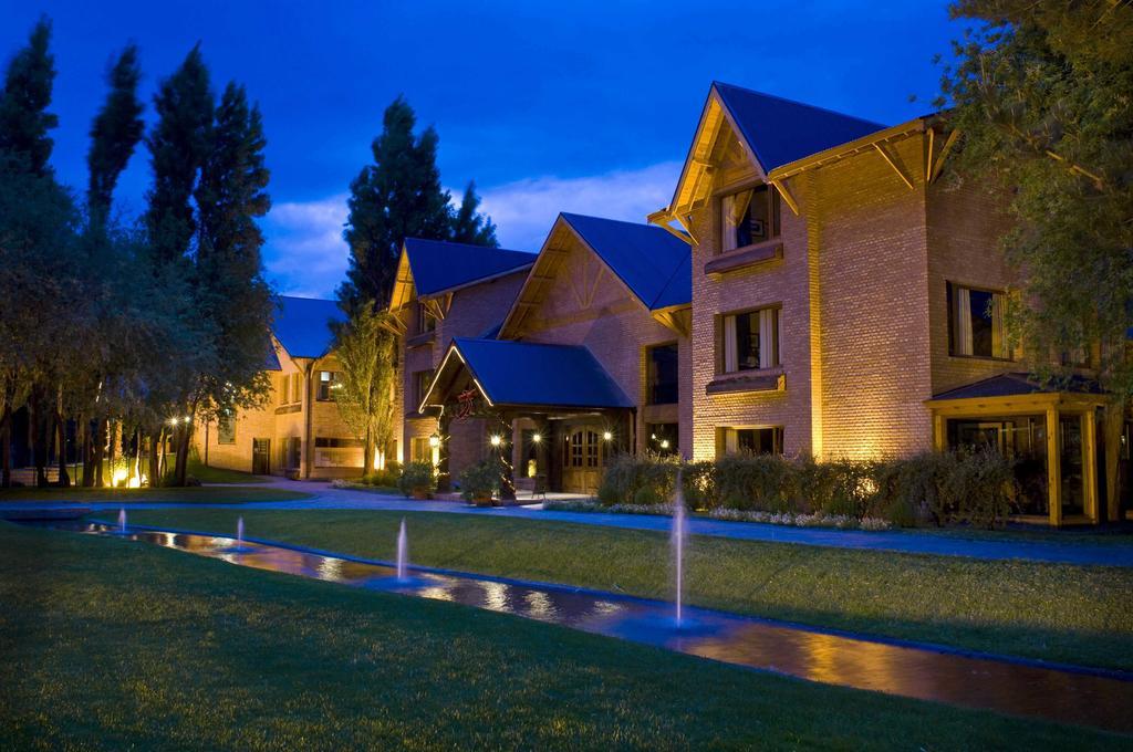 Hotel Posada Los Alamos Ел Калафате Екстериор снимка